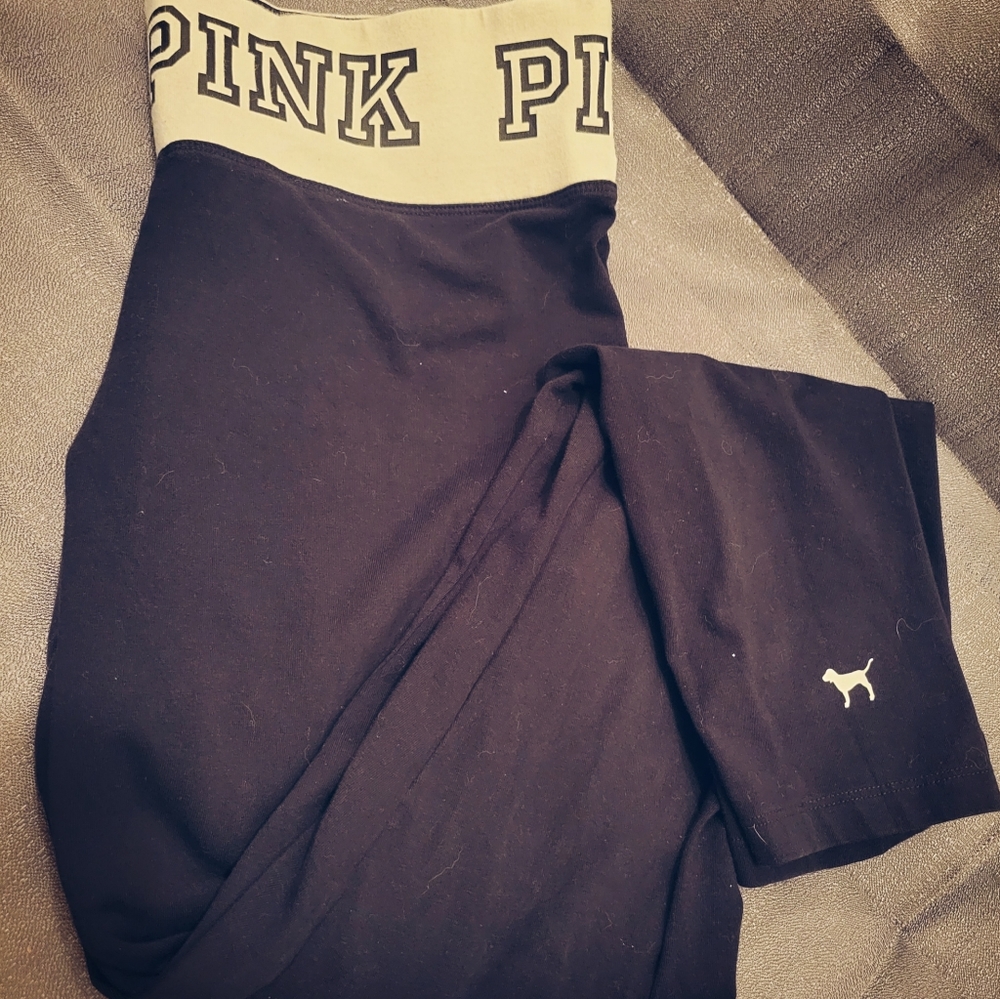 VS Pink black cropped yoga leggings